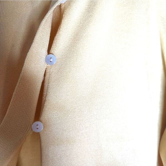 Vtg NormThompson L Yellow SILKBlend Lngslvs HalfButtons Women's SweaterCardigan - Picture 2 of 5